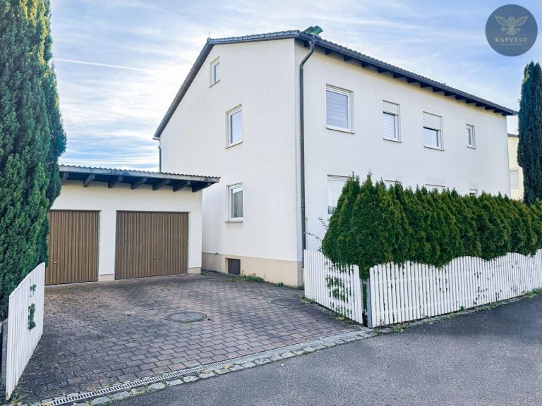 Außenansicht / Garagen