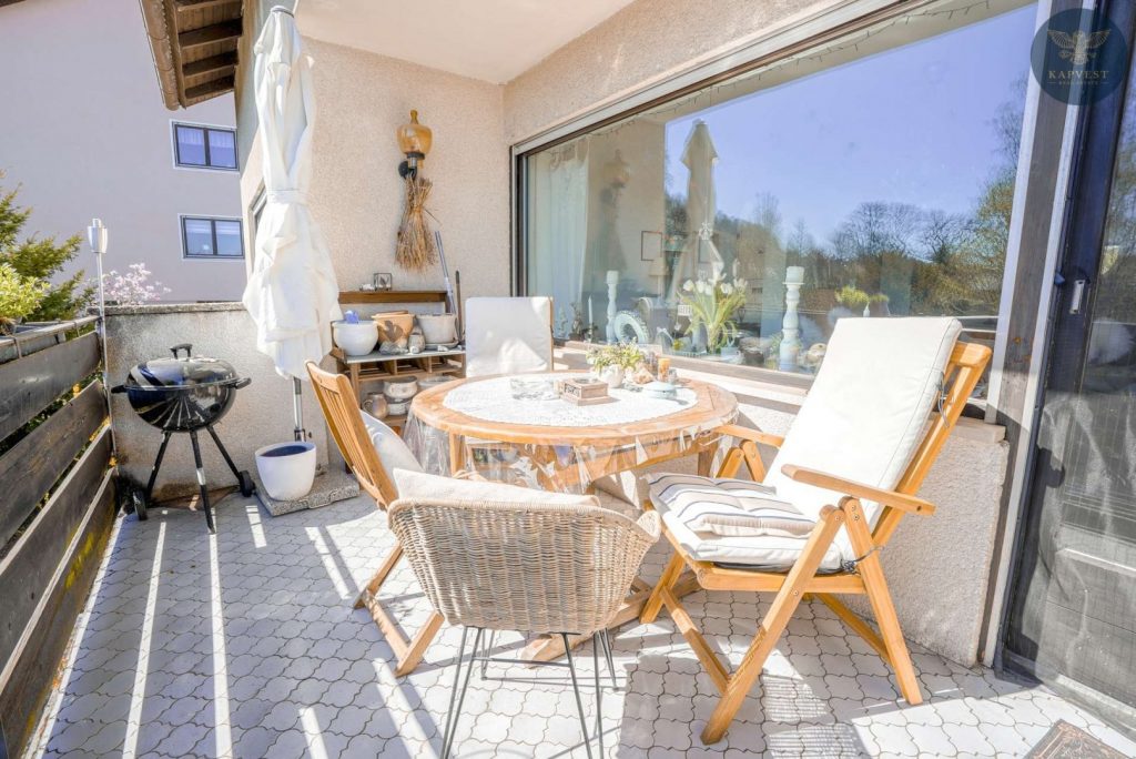 Balkon OG