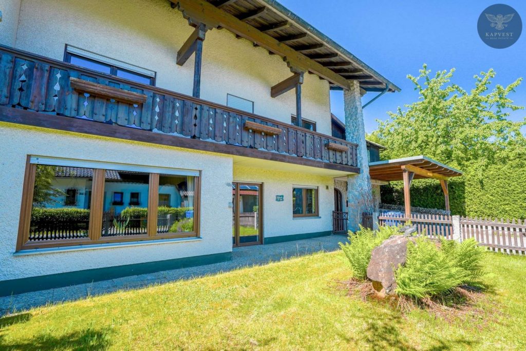 Außenansicht Vorgarten