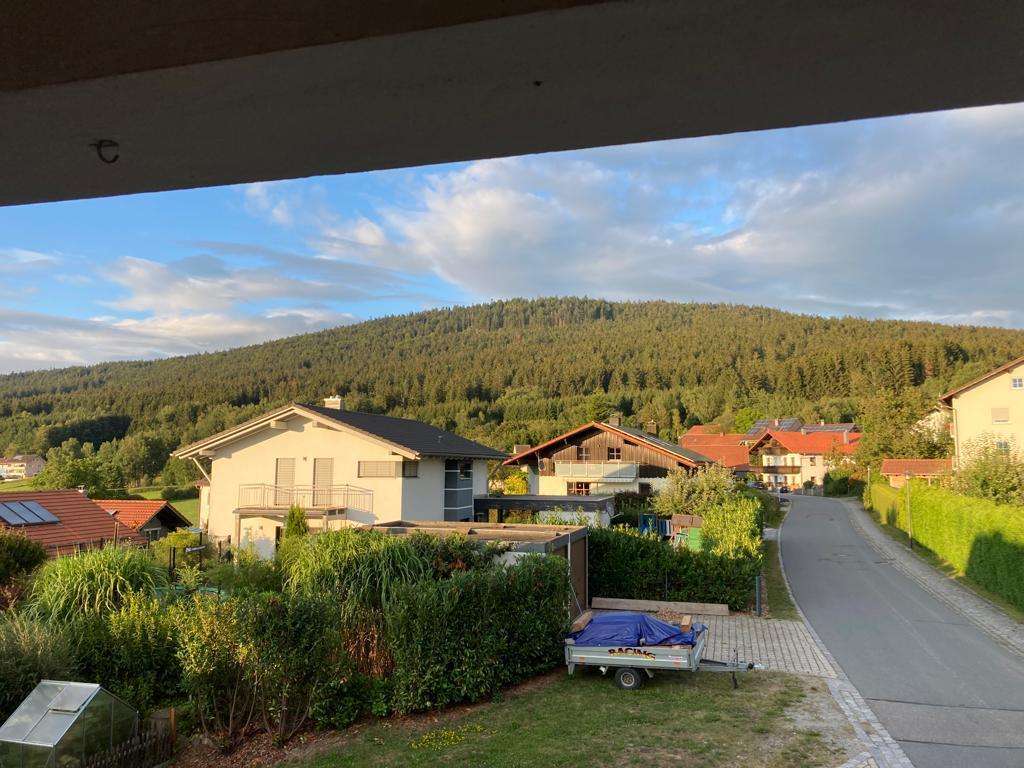 Read more about the article 3-Zimmer-Wohnung mit 76 m² und gemütlichem Holzofen
