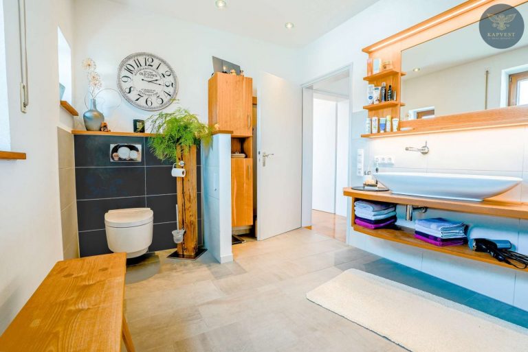 Badezimmer EG