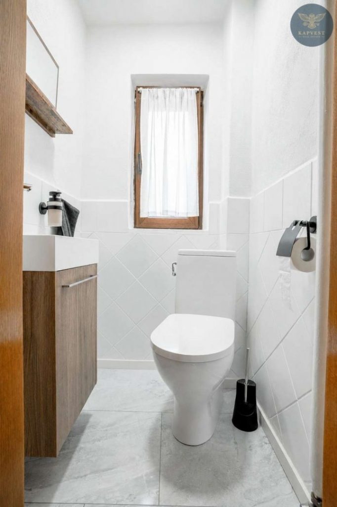 EG - 3-Zimmer Wohnung Gäste WC aktuell