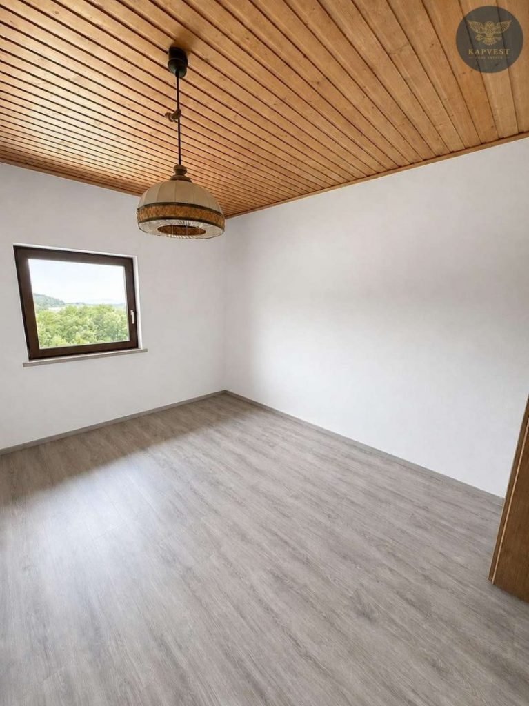 2.OG - 4-Zimmer Wohnung - Zimmer2