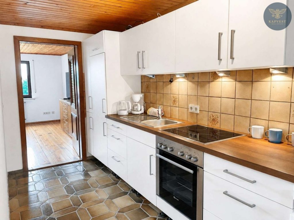 1.OG - 2-Zimmer Wohnung - Küche