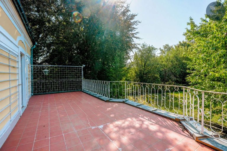 Terrasse EG aktuell