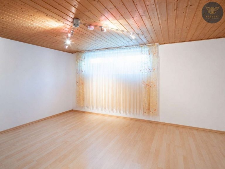 Wohnzimmer KG aktuell