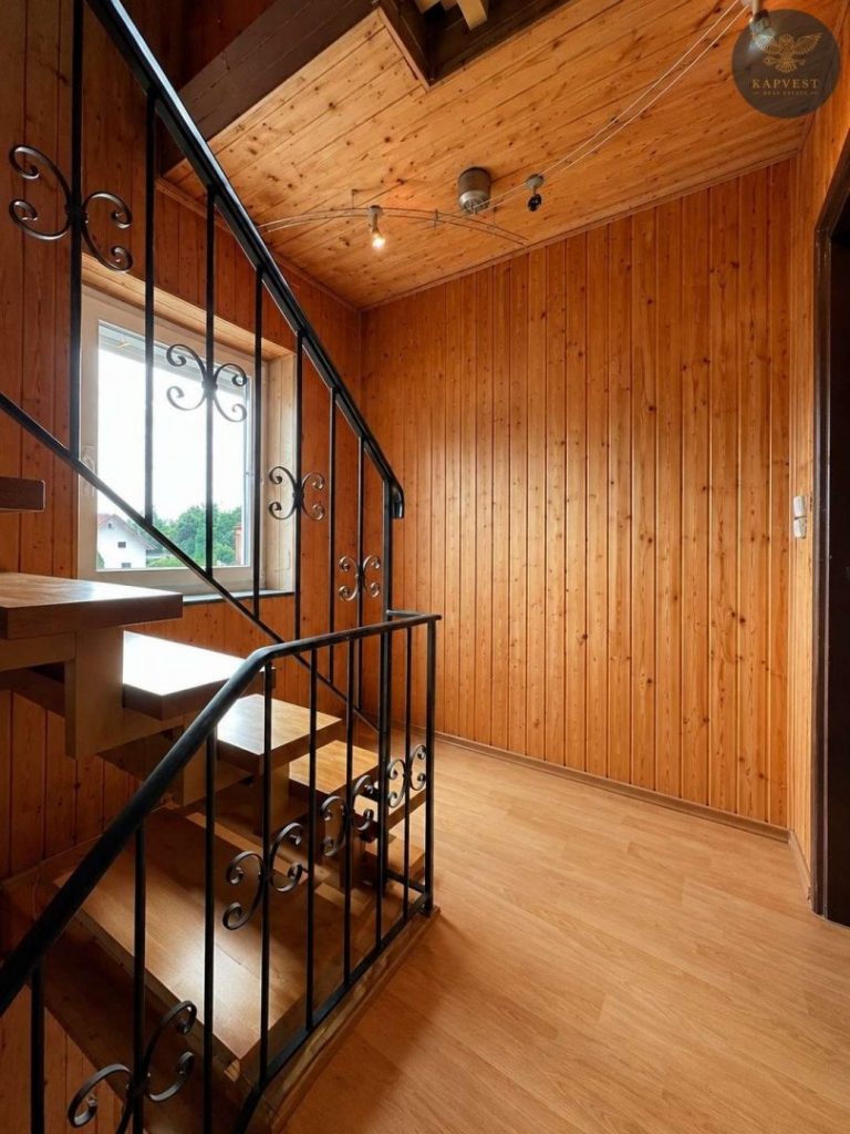 Treppenhaus aktuell