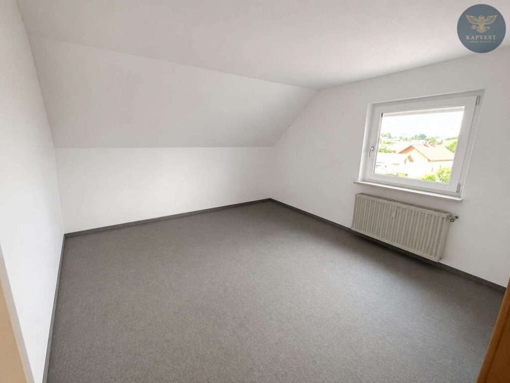 Schlafzimmer DG aktuell