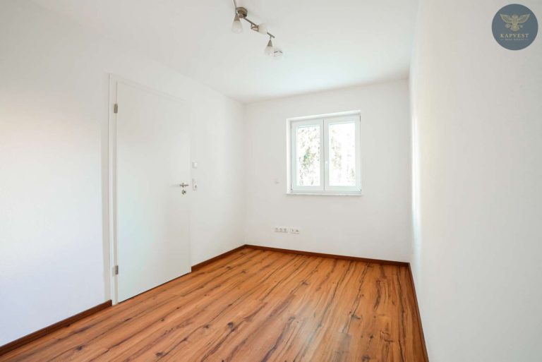 Büro / Kinderzimmer