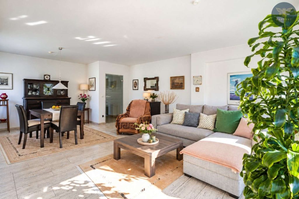 Wohnzimmer 1